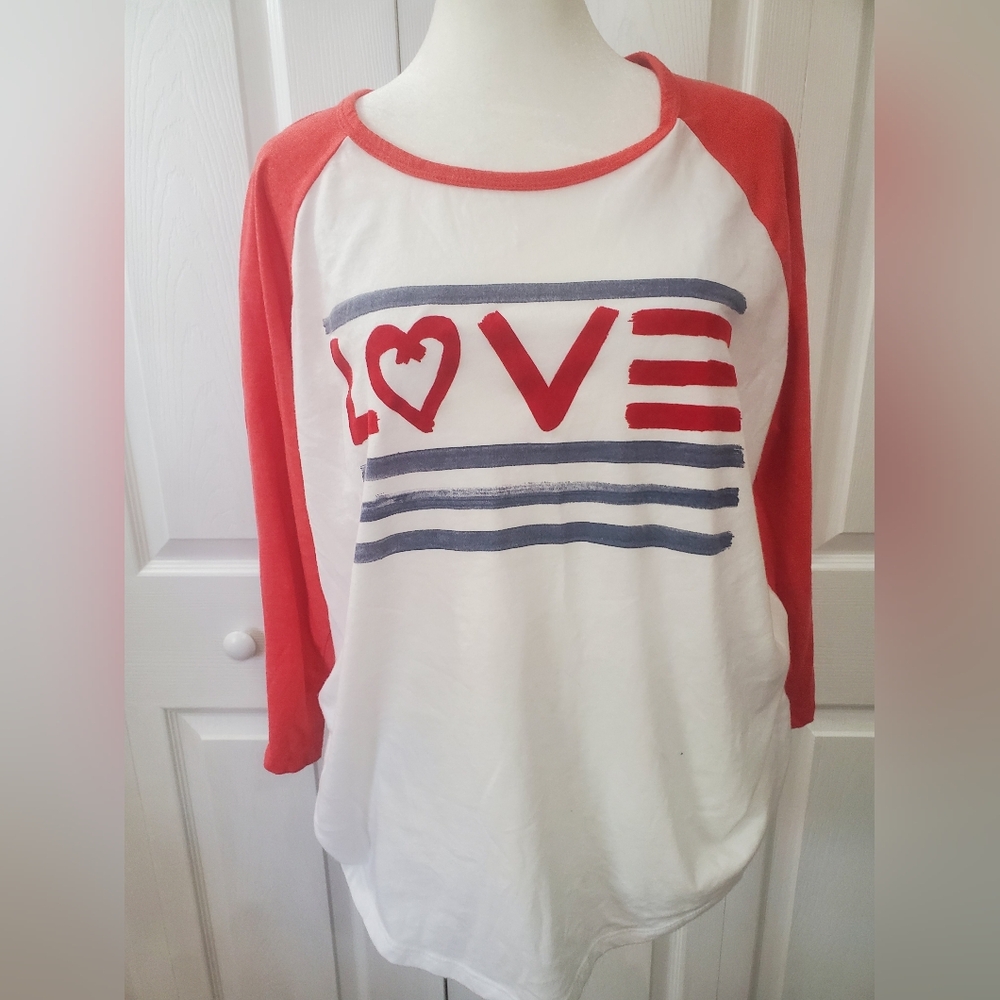 EV1  3/4 Sleeve T-shirt. White and red. Size 2X
